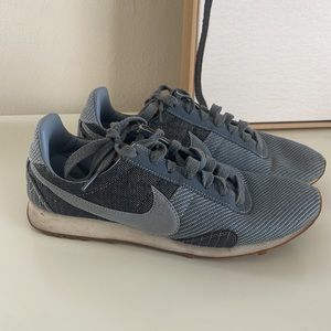 Nike Montreal Racer Vintage Premium 'Denim' color, size 8.5